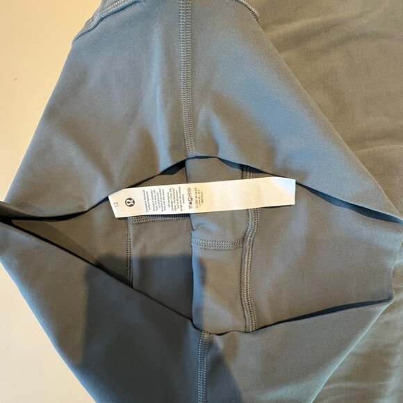 lululemon lululemon Align™ High-Rise Skirt Oil Grey Size 12 - Picture 3 of 5